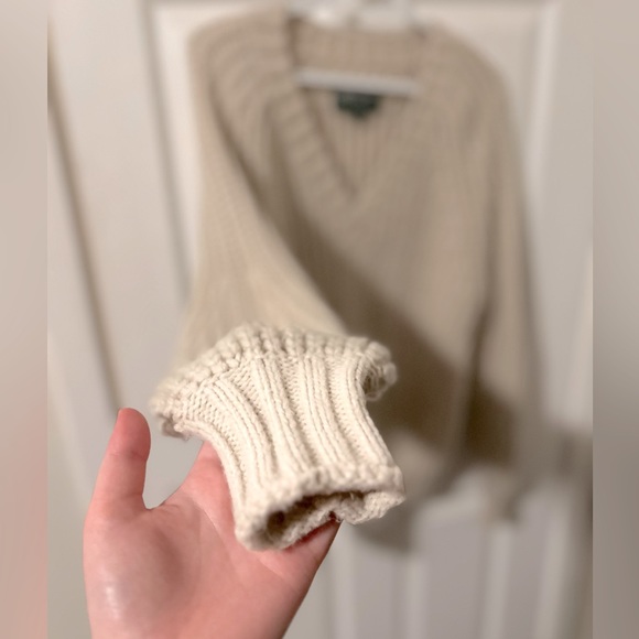 AEO Cable-knit Oversized Sweater - Picture 3 of 4